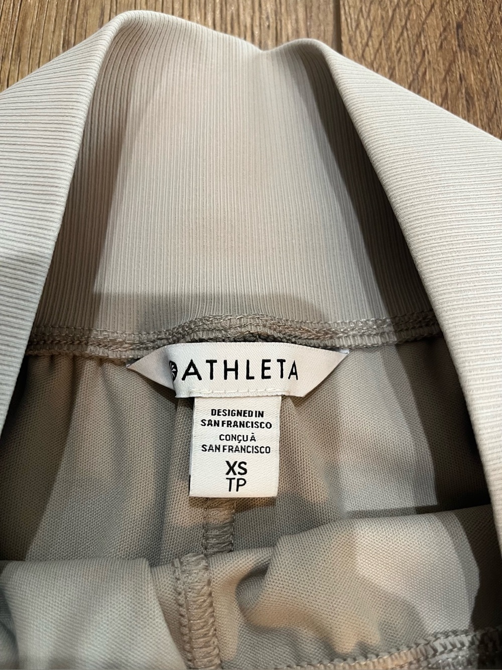 NWT! Athleta Venice Cargo Wide Leg Pant High Rise Taupe Sz.XS Casual Travel $119 - Picture 3 of 11